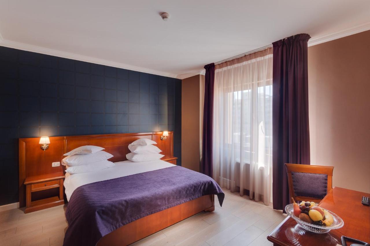 Hotel Opera Plaza Cluj-Napoca Ngoại thất bức ảnh