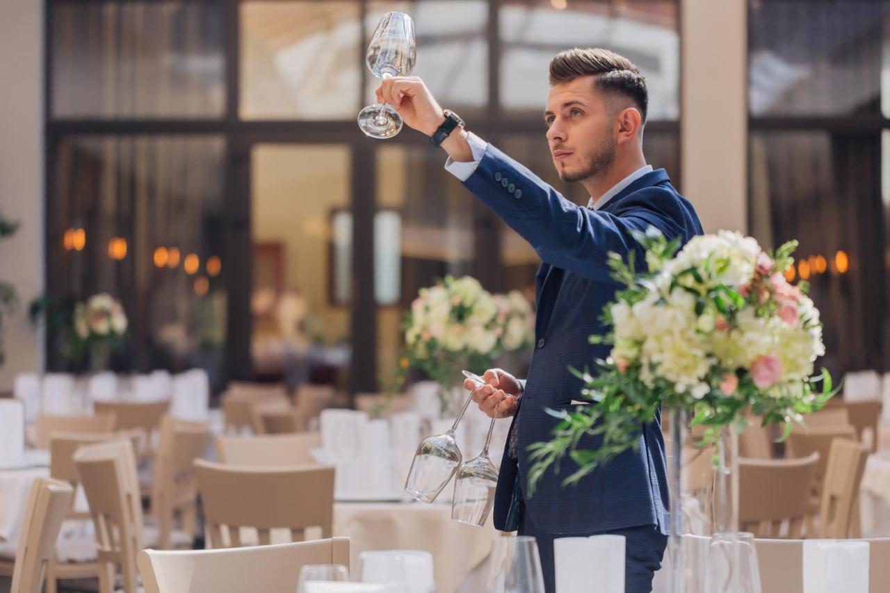 Hotel Opera Plaza Cluj-Napoca Ngoại thất bức ảnh