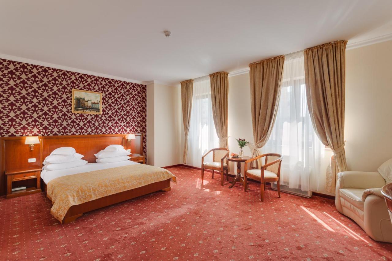 Hotel Opera Plaza Cluj-Napoca Ngoại thất bức ảnh