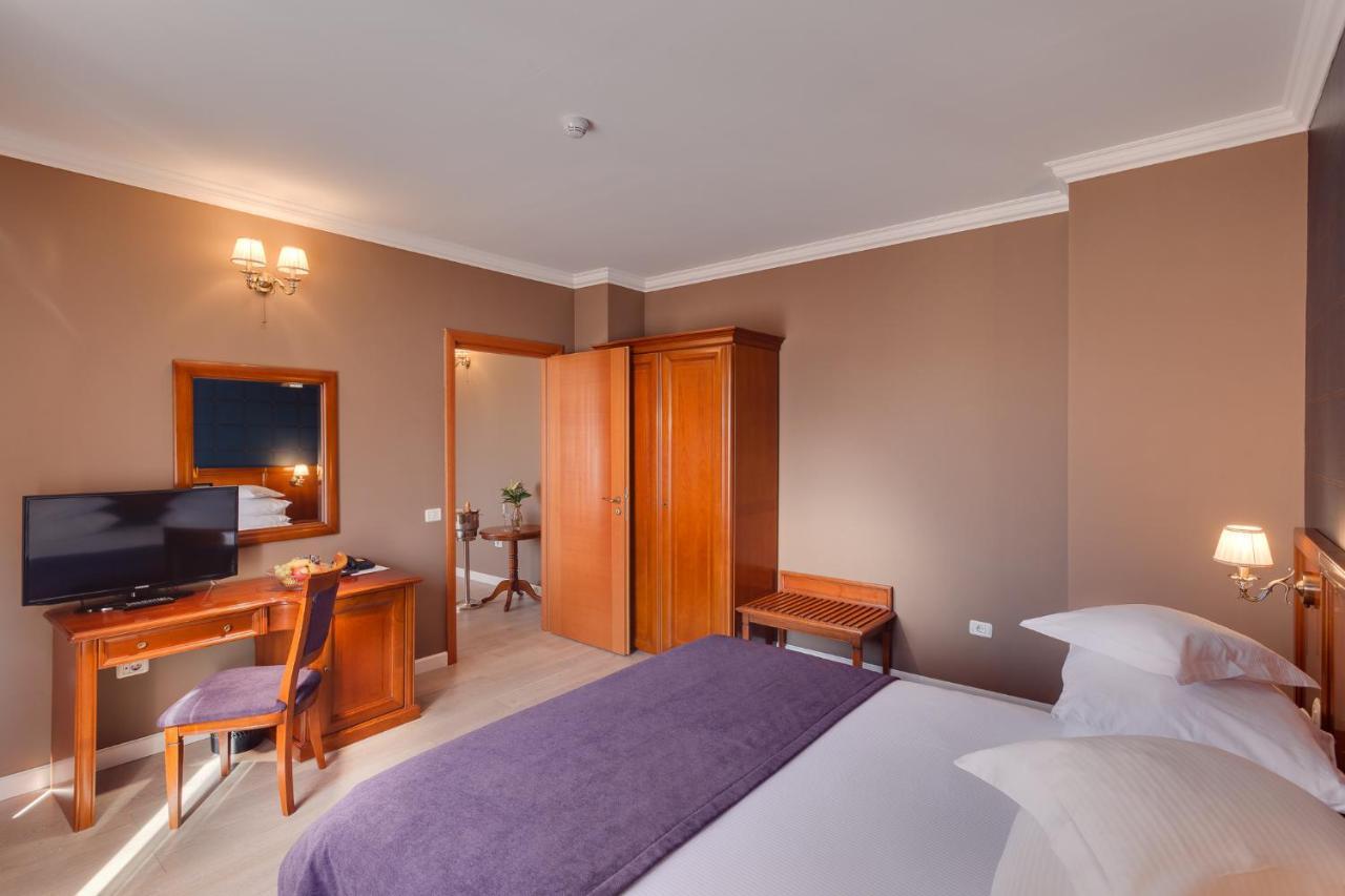 Hotel Opera Plaza Cluj-Napoca Ngoại thất bức ảnh