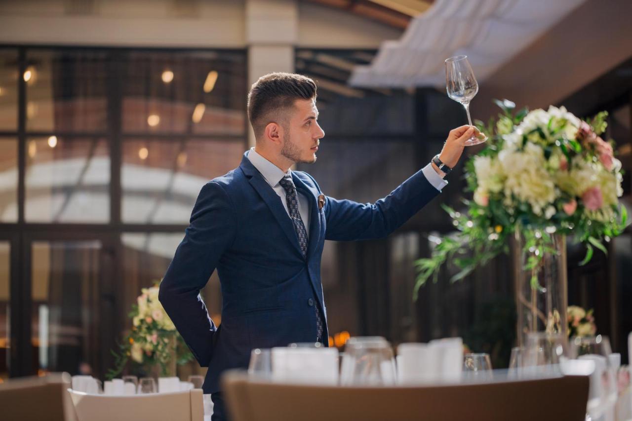 Hotel Opera Plaza Cluj-Napoca Ngoại thất bức ảnh