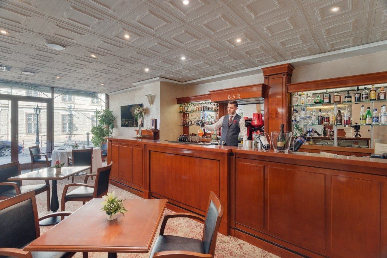 Hotel Opera Plaza Cluj-Napoca Ngoại thất bức ảnh