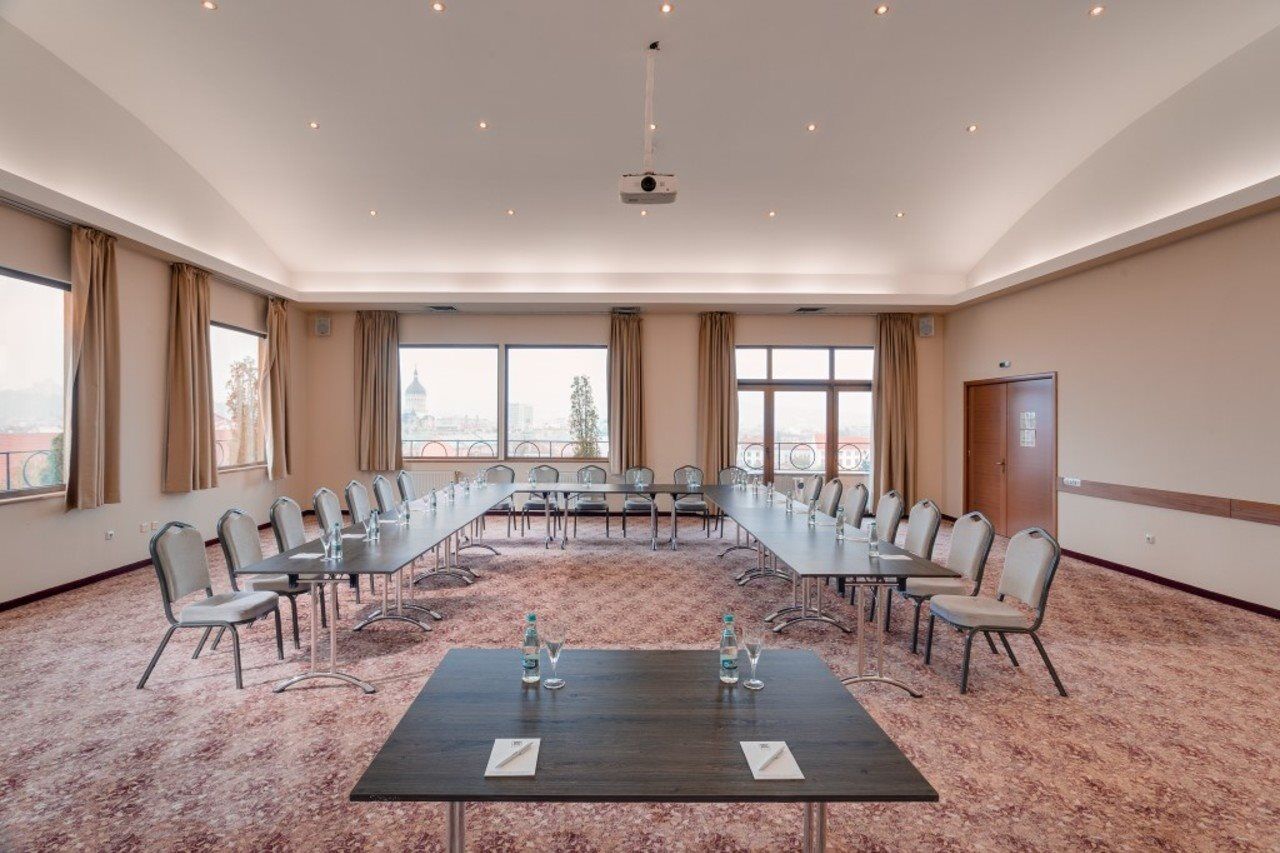 Hotel Opera Plaza Cluj-Napoca Ngoại thất bức ảnh